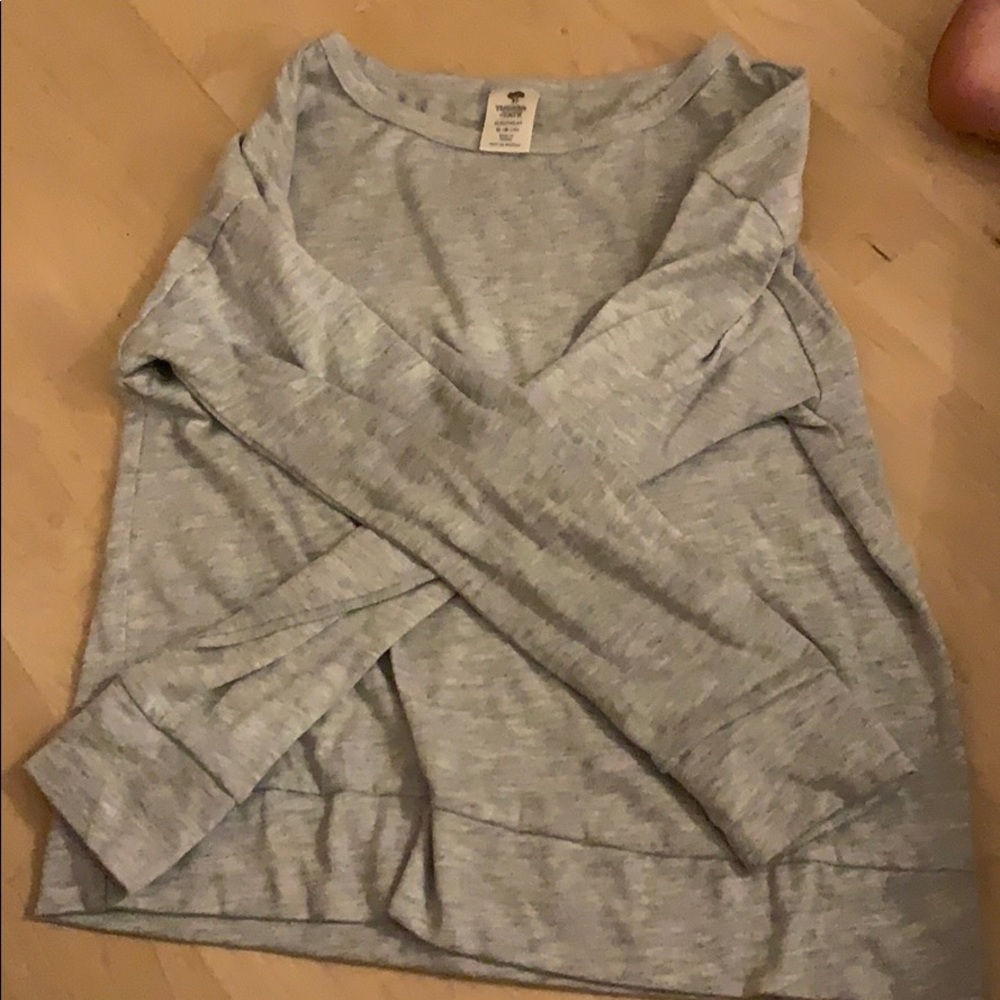 Gray sleep top